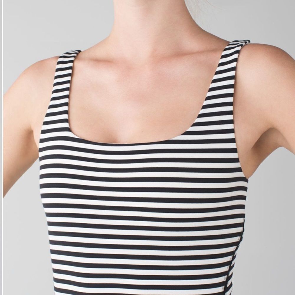 Lululemon Amala Black & White Striped Tank top 6 - Picture 4 of 11